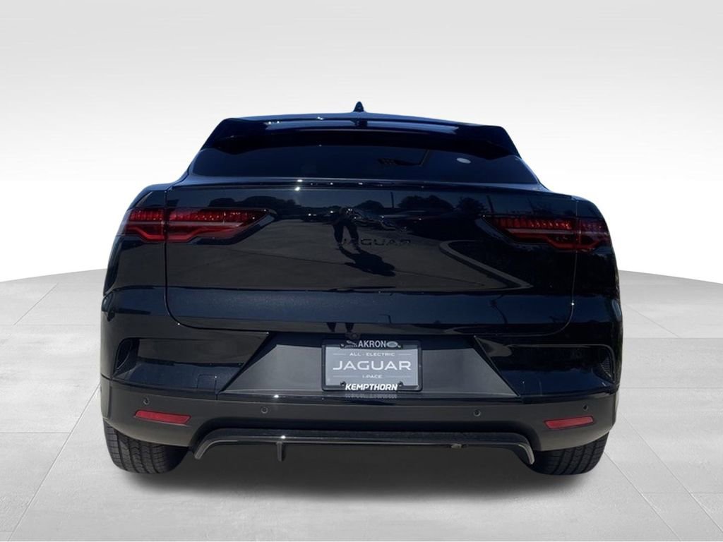 Used 2024 Jaguar I-PACE R-Dynamic HSE image 5