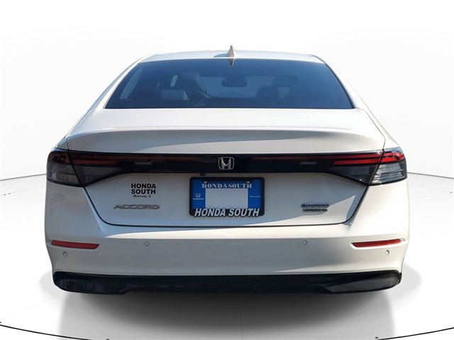 Used 2024 Honda Accord Touring image 5