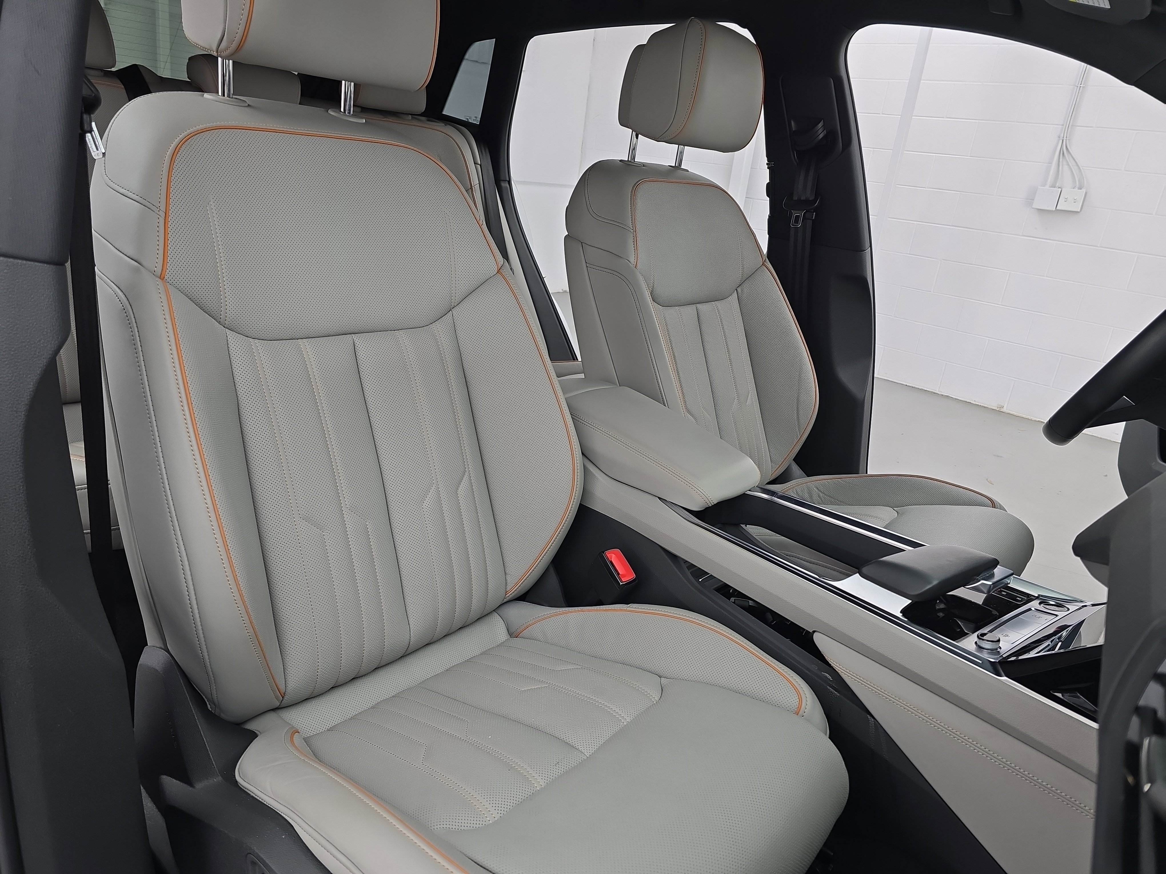 Used 2023 Audi e-tron Chronos w/ Chronos Package image 19