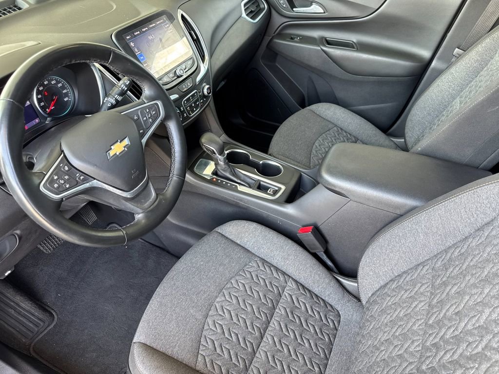 Used 2023 Chevrolet Equinox LT FWD image 9