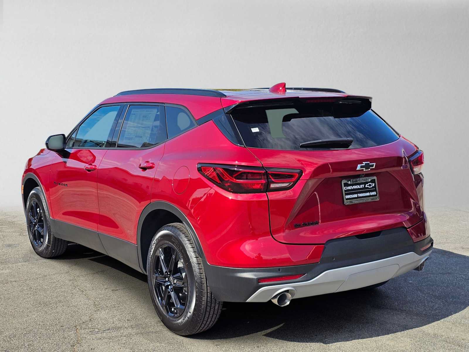 New 2026 Chevrolet Blazer LT w/ Convenience Package FWD image 5