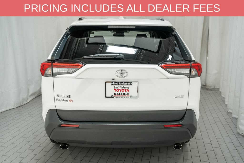 Certified 2025 Toyota RAV4 XLE FWD image 4