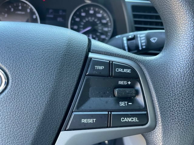 Used 2018 Hyundai Elantra SE w/ Cargo Package FWD image 25
