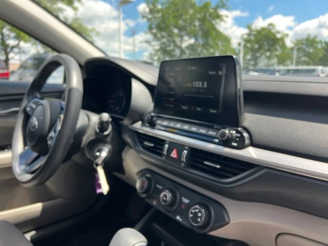 Certified 2021 Kia Forte LXS FWD image 30
