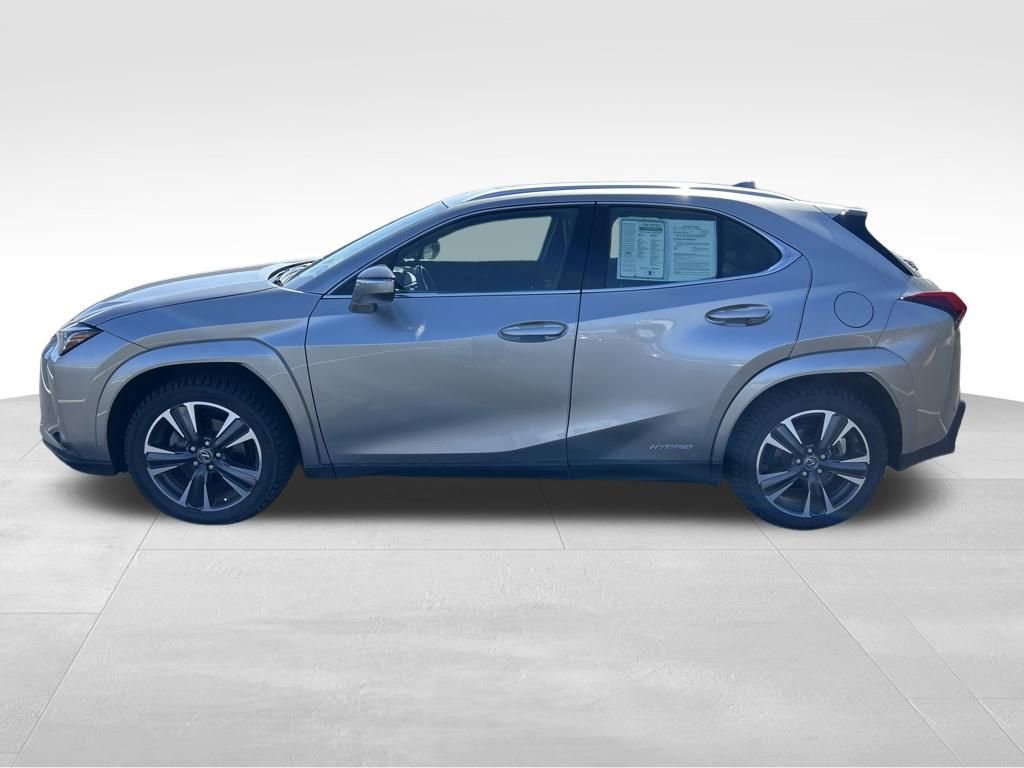 Used 2022 Lexus UX 250h 250h Base w/ Premium Package image 2