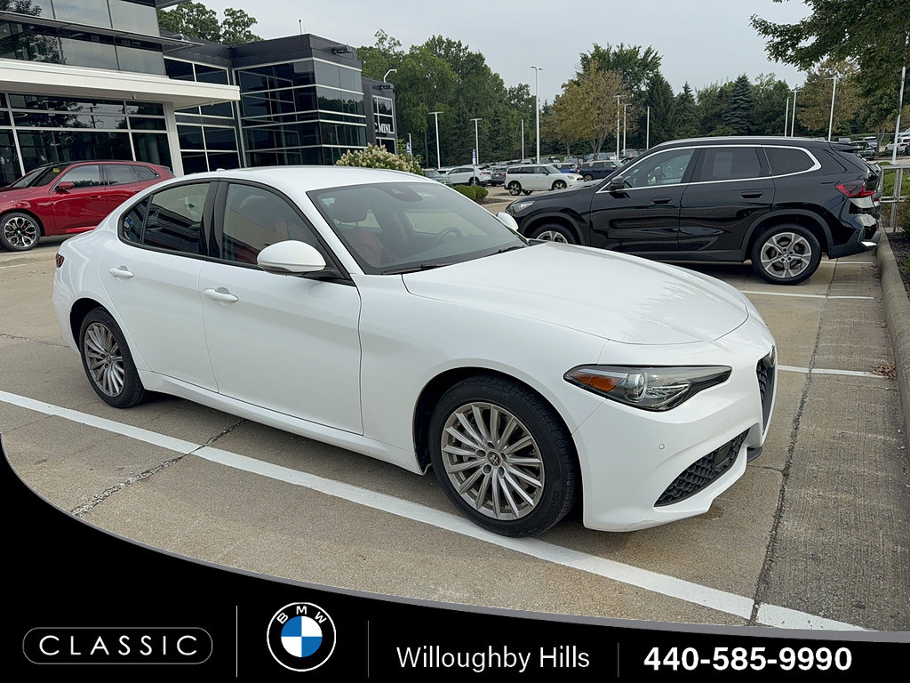 Used 2022 Alfa Romeo Giulia Sprint AWD/4WD image 1