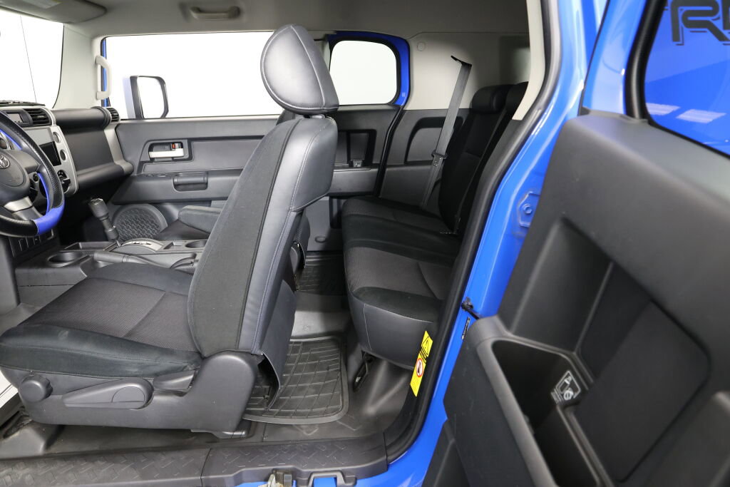 Used 2007 Toyota FJ Cruiser 2WD image 14