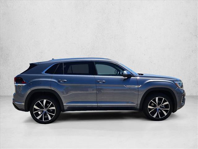 Used 2024 Volkswagen Atlas Cross Sport SEL Premium R-Line AWD/4WD image 4