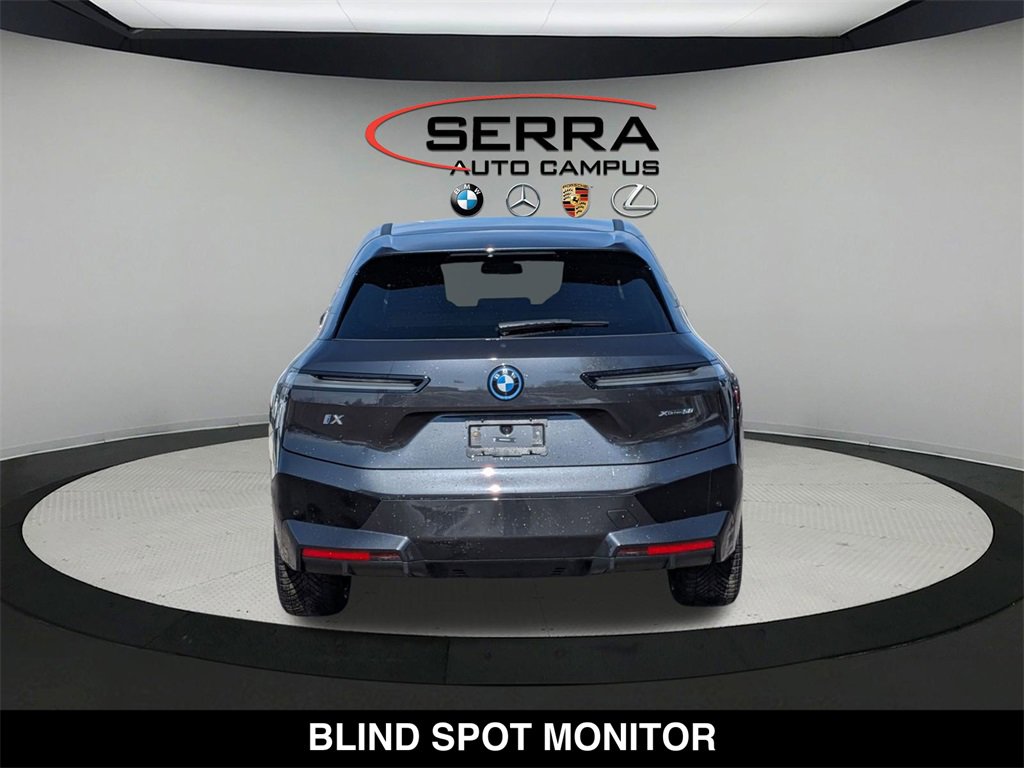 Used 2025 BMW iX xDrive50 image 4