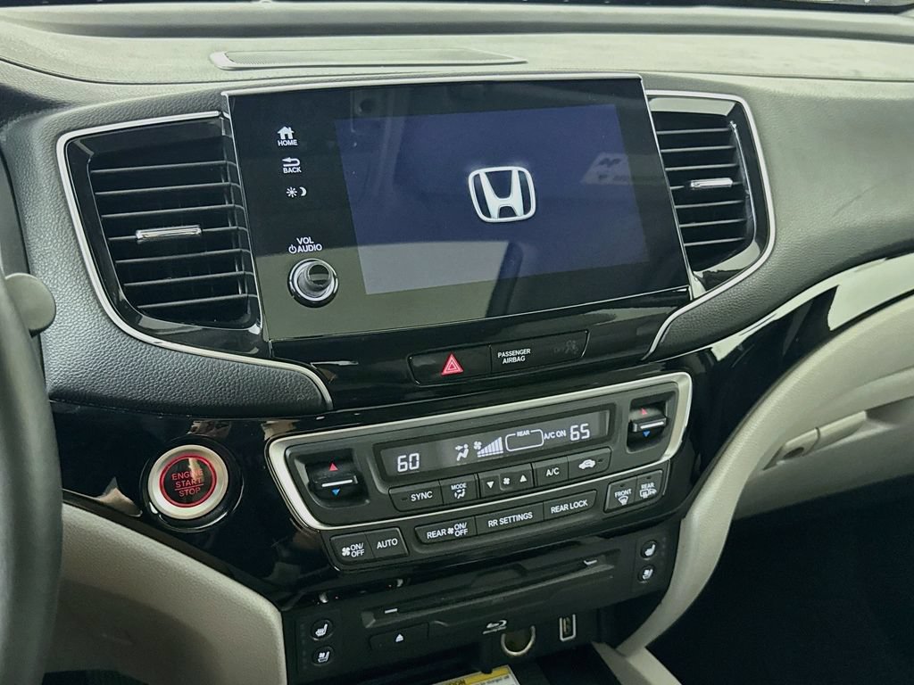 Used 2019 Honda Pilot Elite image 16