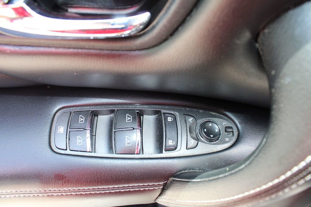 Used 2017 INFINITI QX80 2WD w/ Deluxe Technology Package image 24