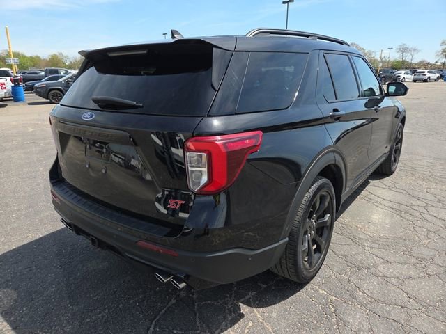 Used 2021 Ford Explorer ST w/ Equipment Group 401A AWD/4WD image 2