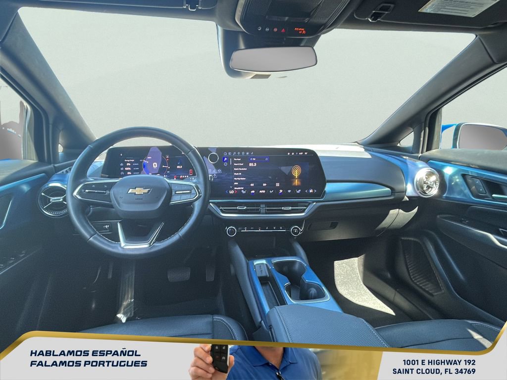 Certified 2025 Chevrolet Equinox EV LT w/ Convenience Package FWD image 23