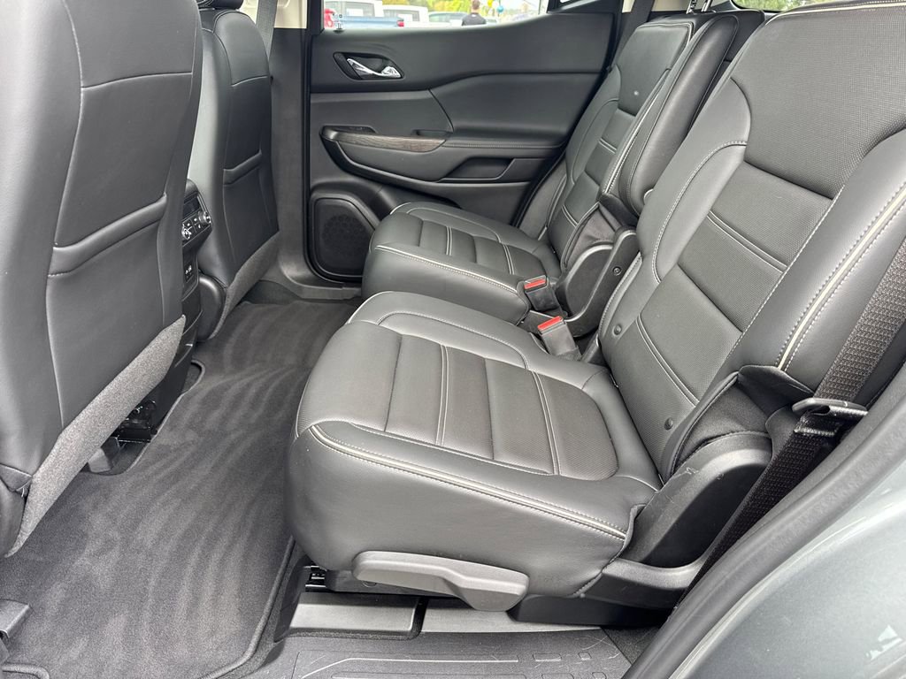 Used 2023 GMC Acadia Denali w/ Denali Technology Package image 22