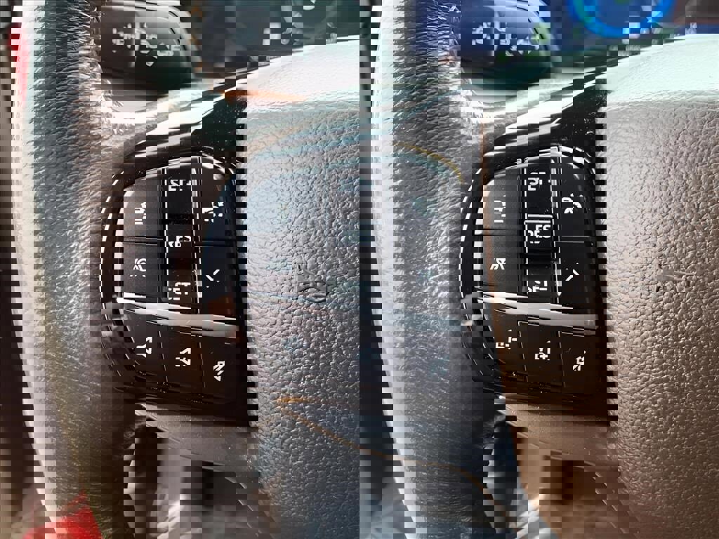 Used 2022 Ford Explorer King Ranch w/ Class IV Trailer Tow Package image 29