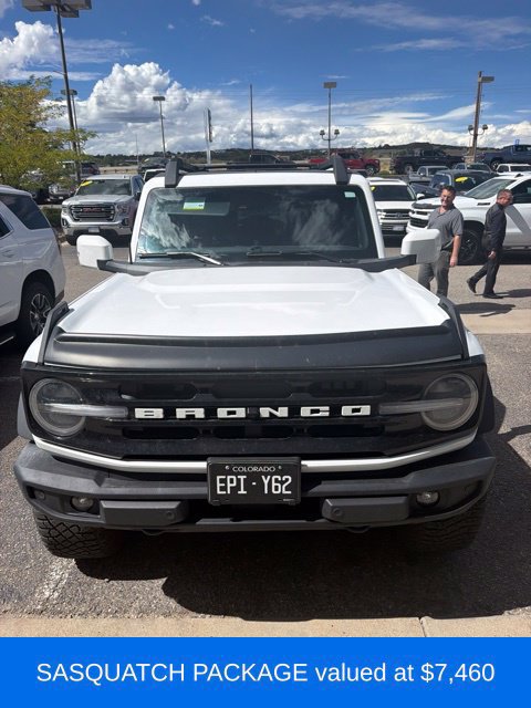 Used 2024 Ford Bronco Outer Banks w/ Sasquatch Package AWD/4WD image 3
