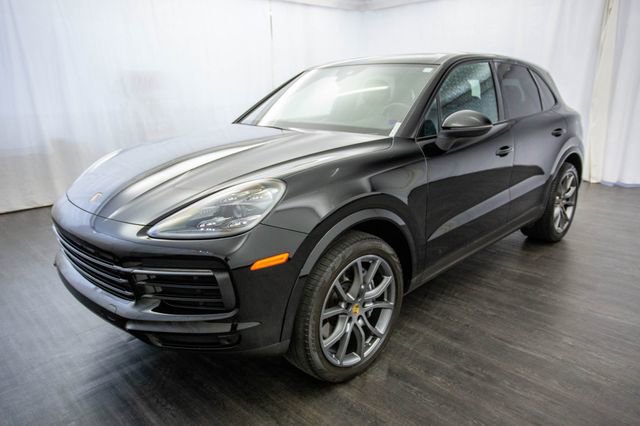 Used 2019 Porsche Cayenne S w/ Premium Plus Package image 3