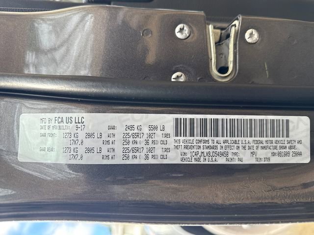 Used 2018 Jeep Cherokee Latitude Plus w/ Comfort/Convenience Group image 41