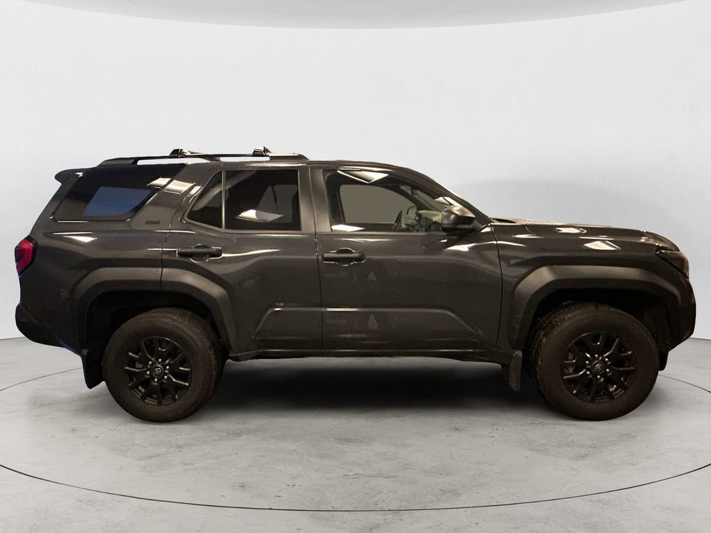 Used 2025 Toyota 4Runner SR5 AWD/4WD image 6