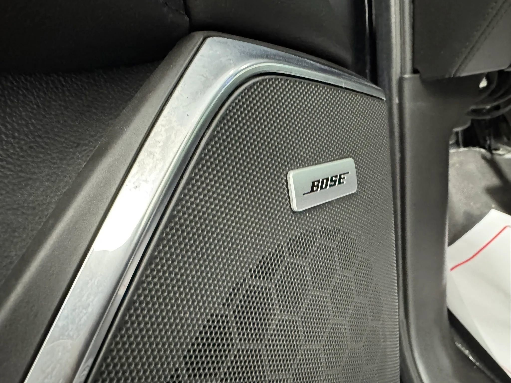 Used 2018 Cadillac Escalade Premium Luxury image 49