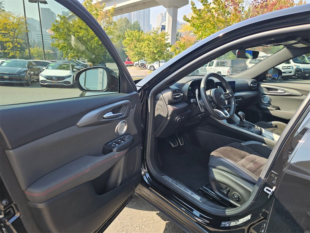 Used 2024 Dodge Hornet R/T Plus image 23