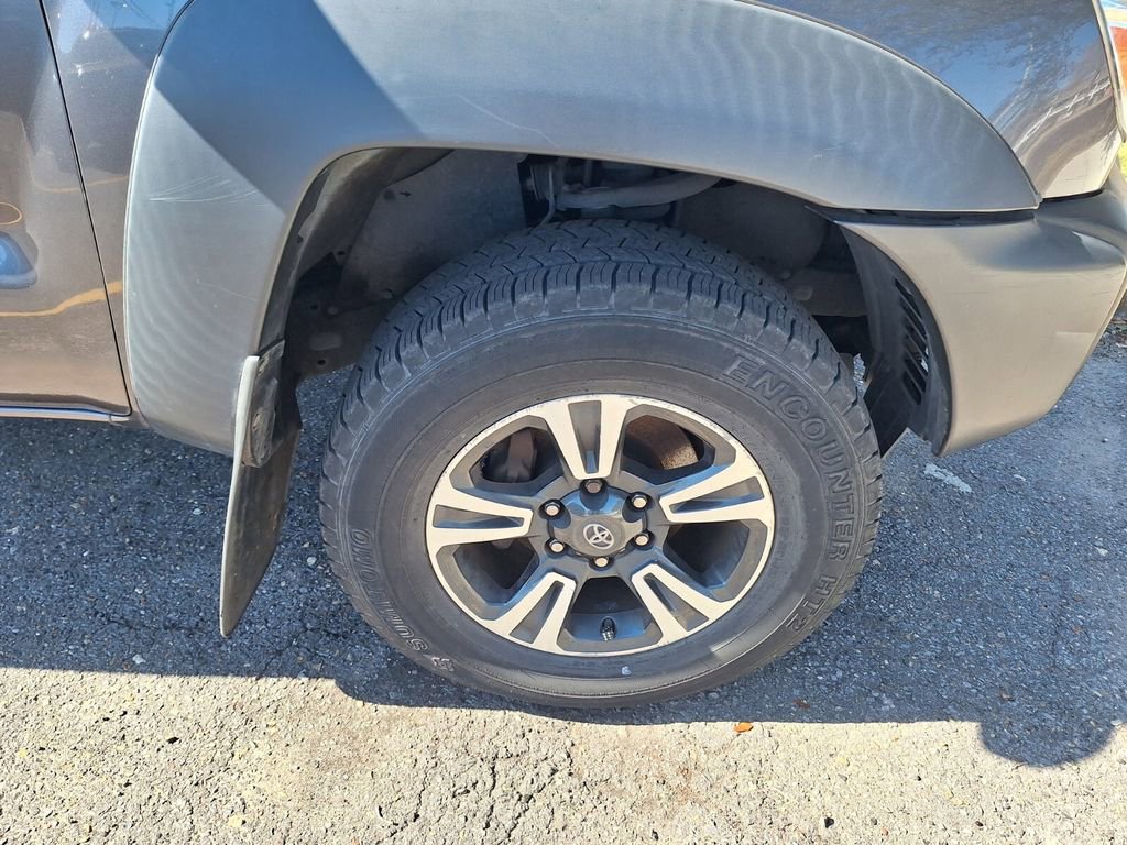 Used 2014 Toyota Tacoma PreRunner w/ Convenience Package image 21