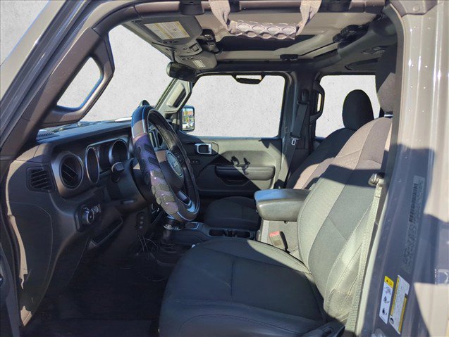 Used 2018 Jeep Wrangler Unlimited Sport S AWD/4WD image 16
