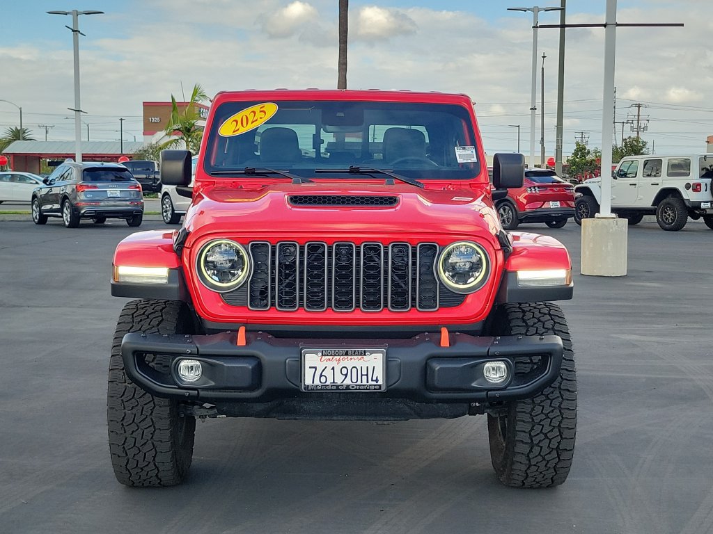 Used 2025 Jeep Gladiator Mojave AWD/4WD image 31