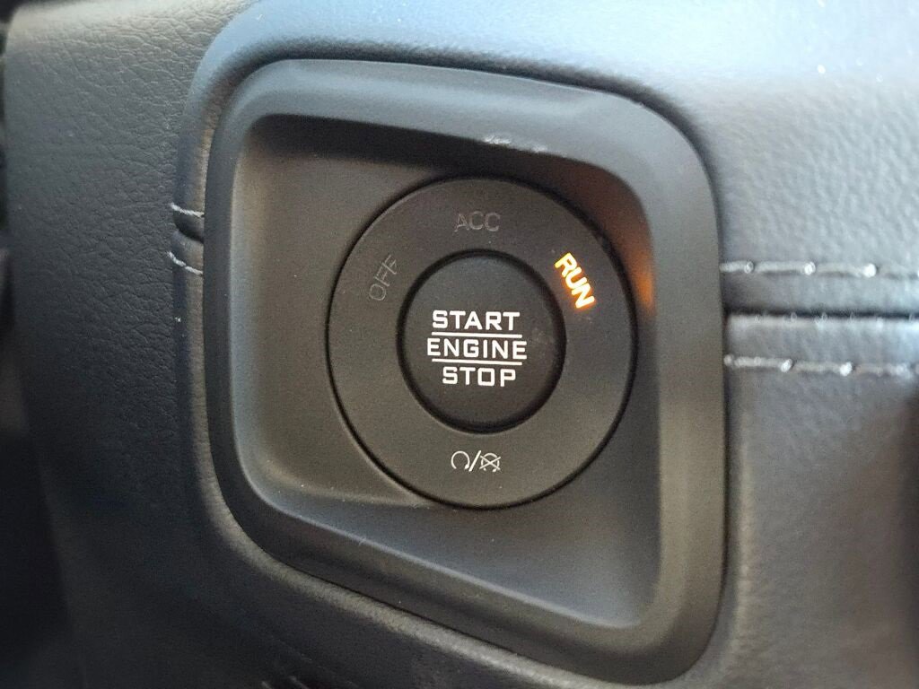 New 2025 Jeep Wrangler Rubicon w/ Xtreme 35 Tire Package image 26