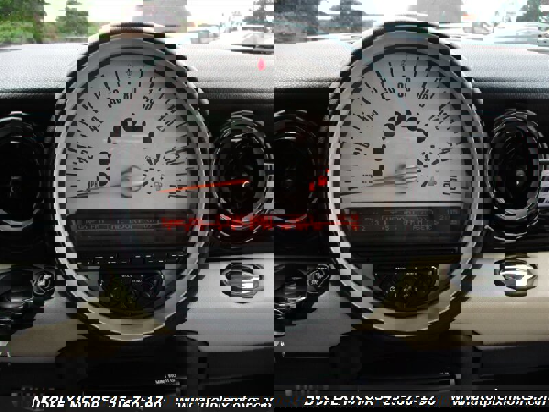 Used 2011 MINI Cooper Clubman S image 25