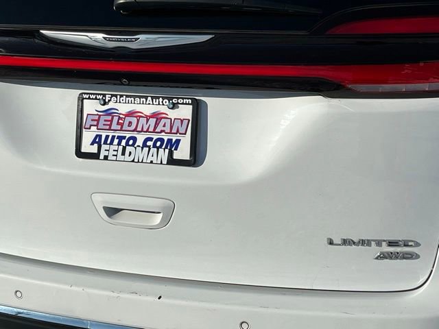 Used 2021 Chrysler Pacifica Limited image 35