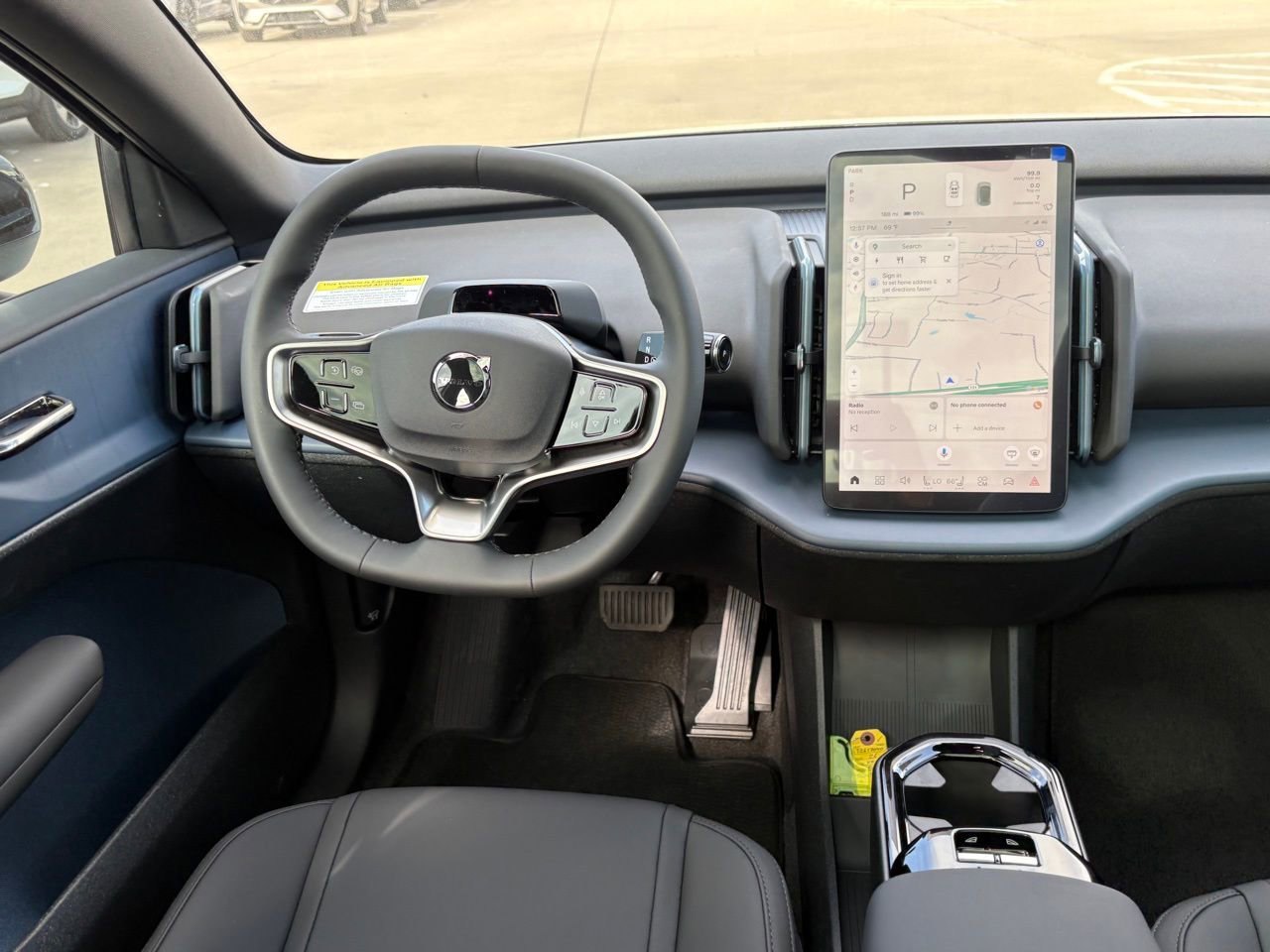 New 2026 Volvo EX30 Plus w/ Protection Package Premier image 10