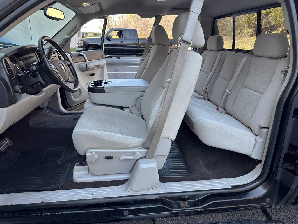 Used 2008 Chevrolet Silverado 1500 LT w/ All Star Edition image 15