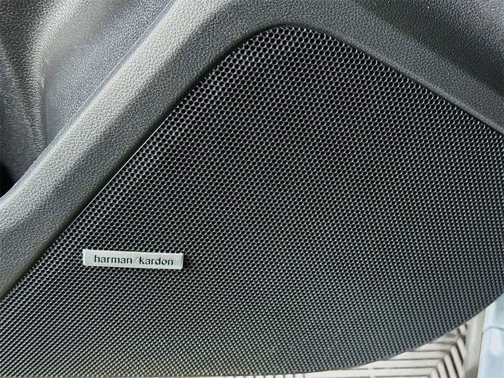 Used 2022 Subaru Crosstrek 2.5i Limited w/ Moonroof Package 2 image 13