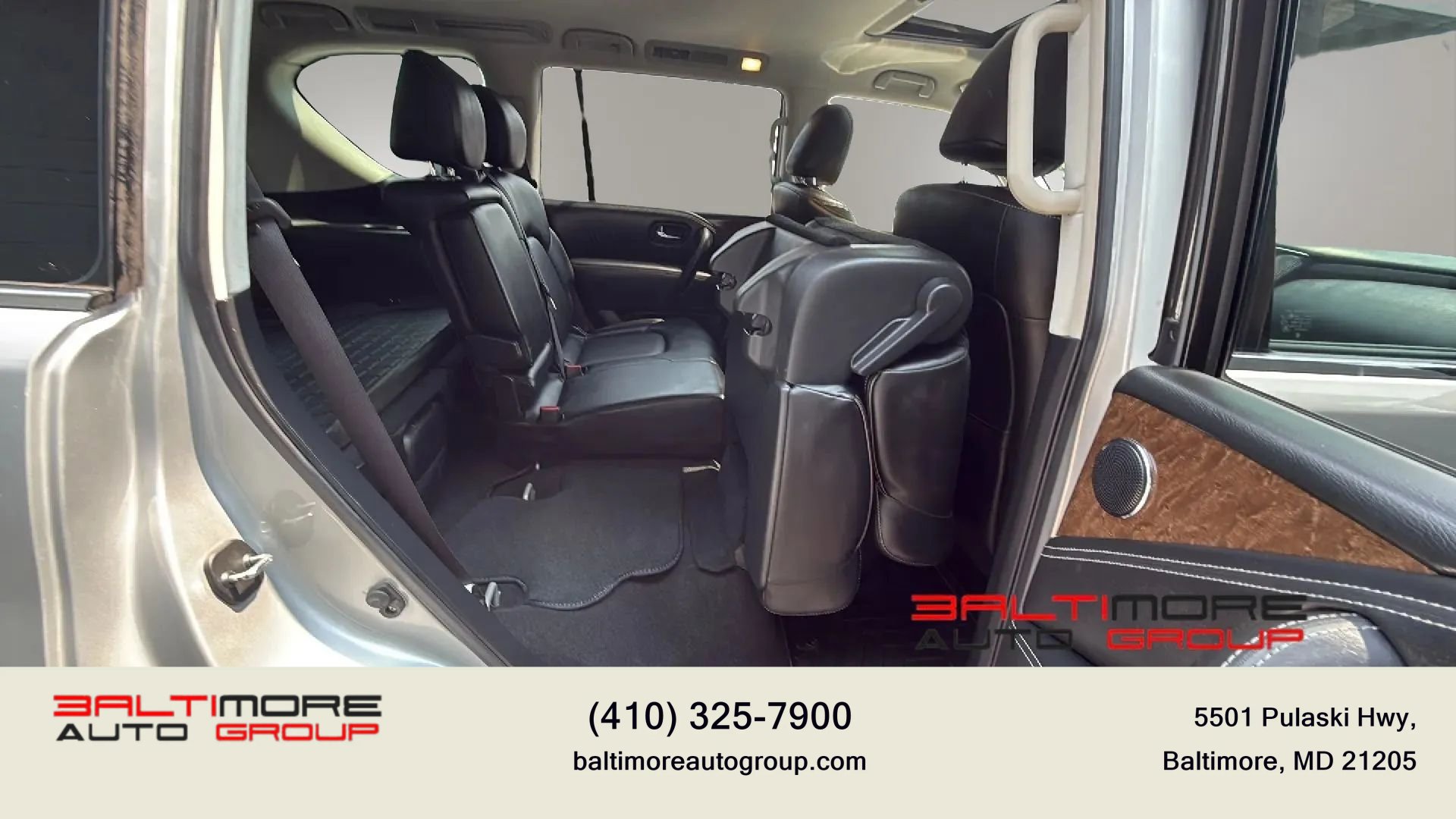 Used 2017 INFINITI QX80 4WD w/ Driver Assistance Package image 28