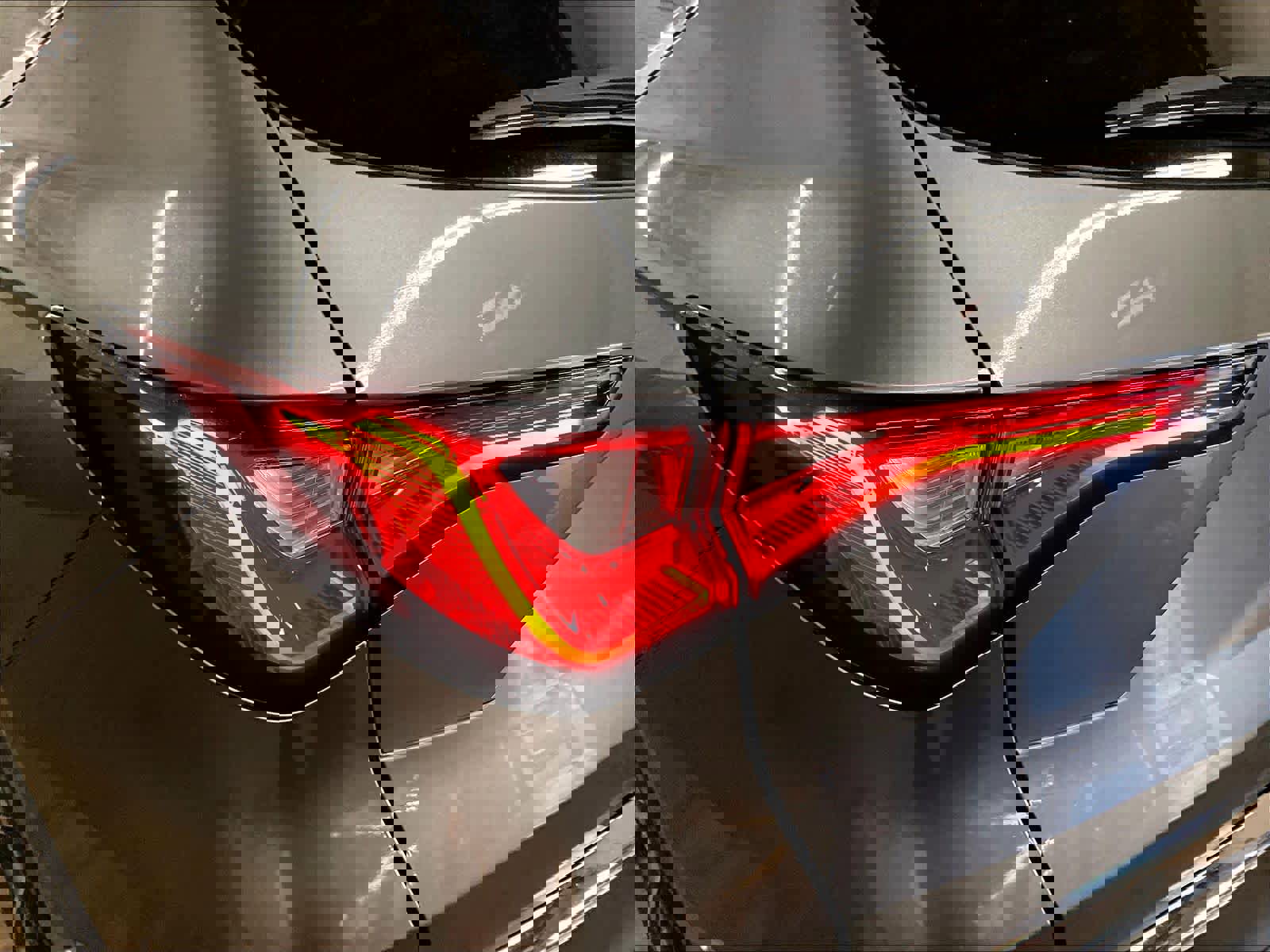 Used 2023 Acura MDX FWD w/ Technology Package image 32