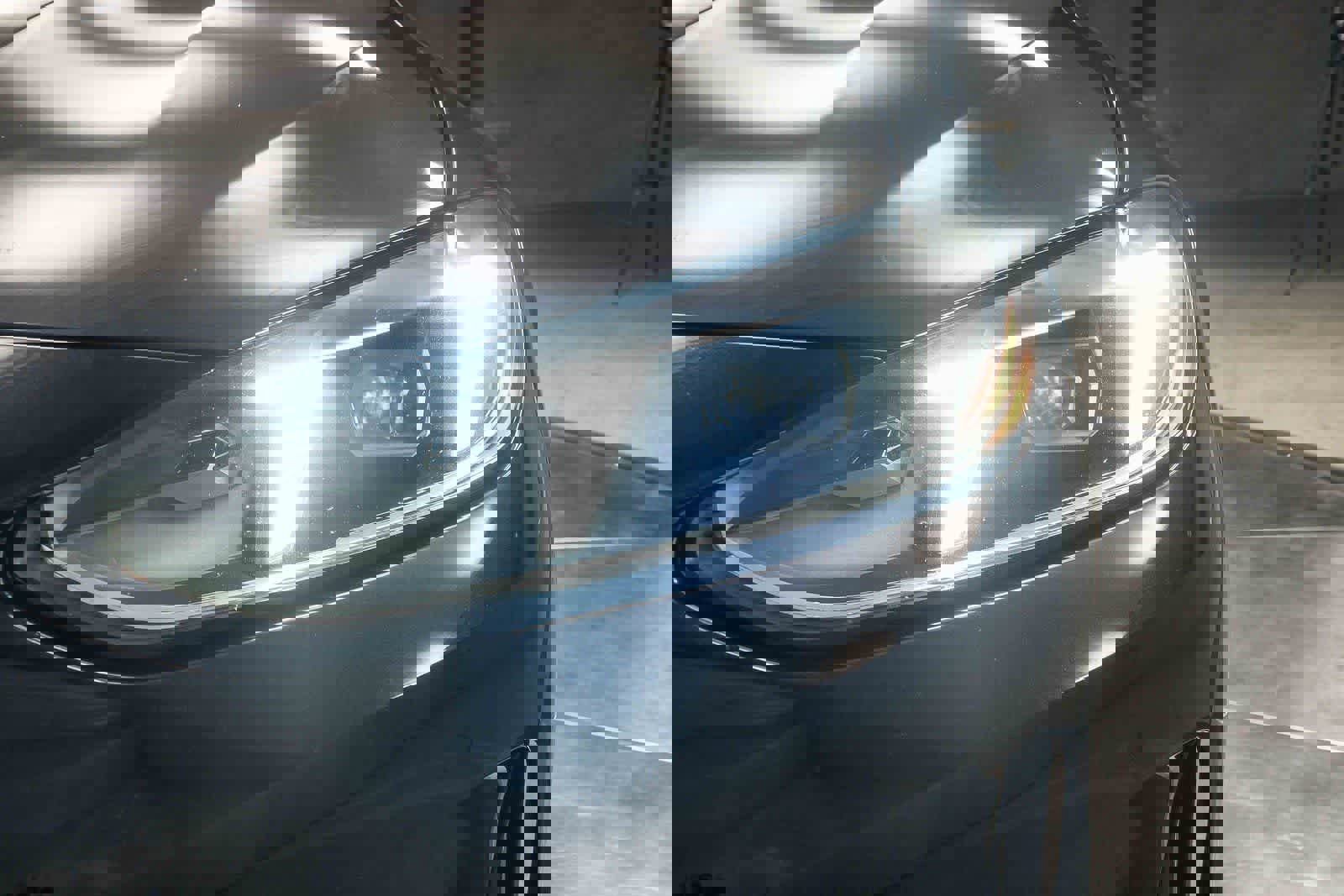 Used 2025 BMW 430i Coupe w/ Convenience Package image 12