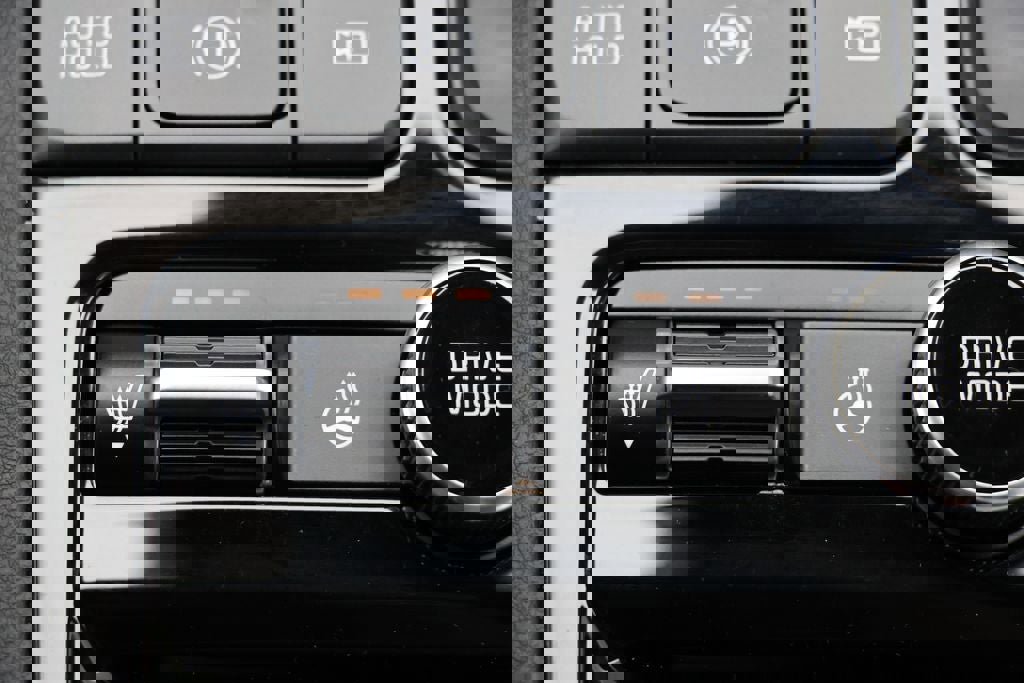 Used 2025 Kia K5 GT-Line image 28