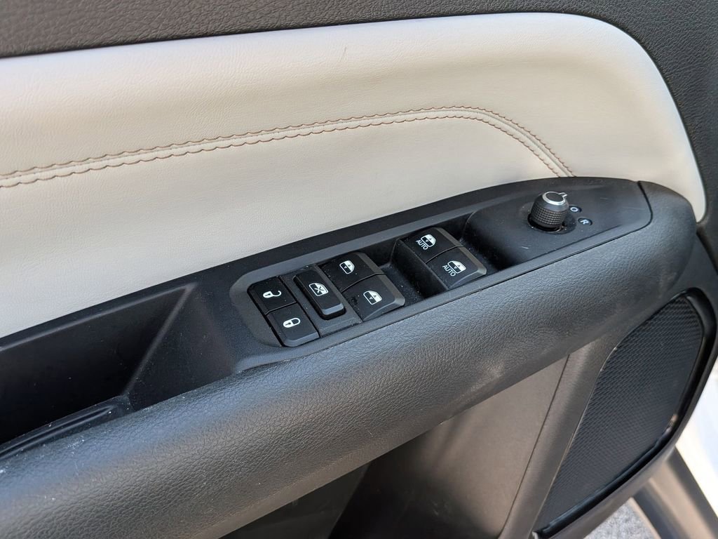 Used 2025 Jeep Compass Limited image 13