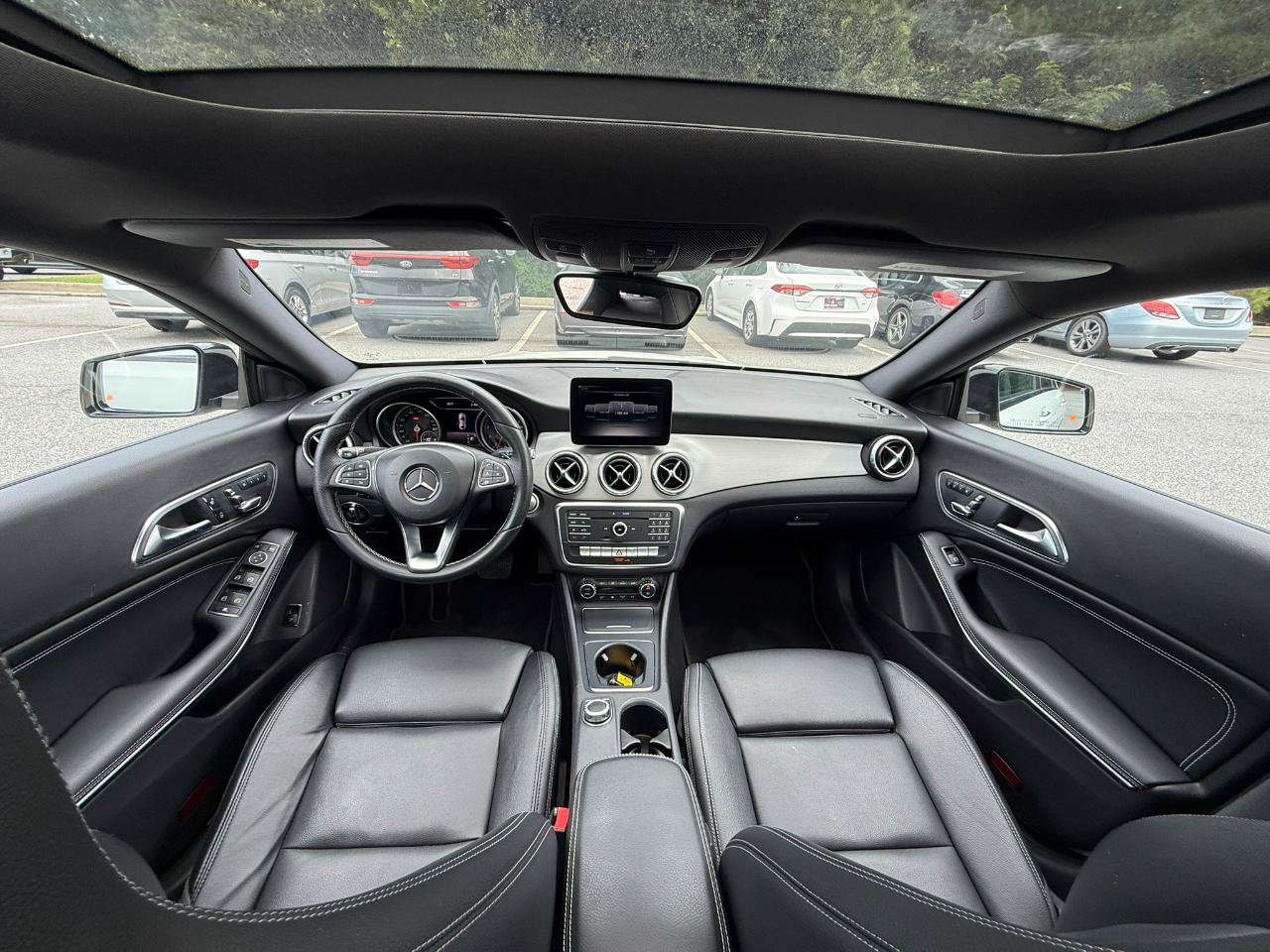 Used 2018 Mercedes-Benz CLA 250 image 7