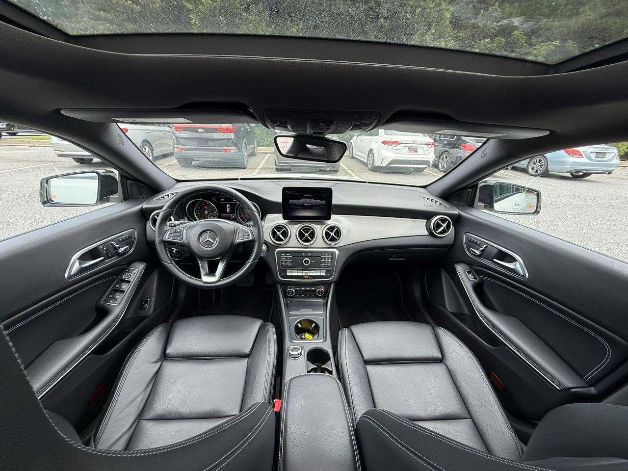 Used 2018 Mercedes-Benz CLA 250 image 7