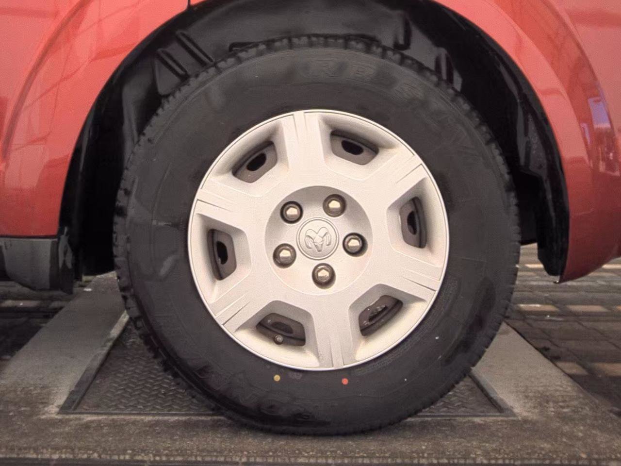 Used 2010 Dodge Journey SE w/ Popular Equipment Group FWD image 12