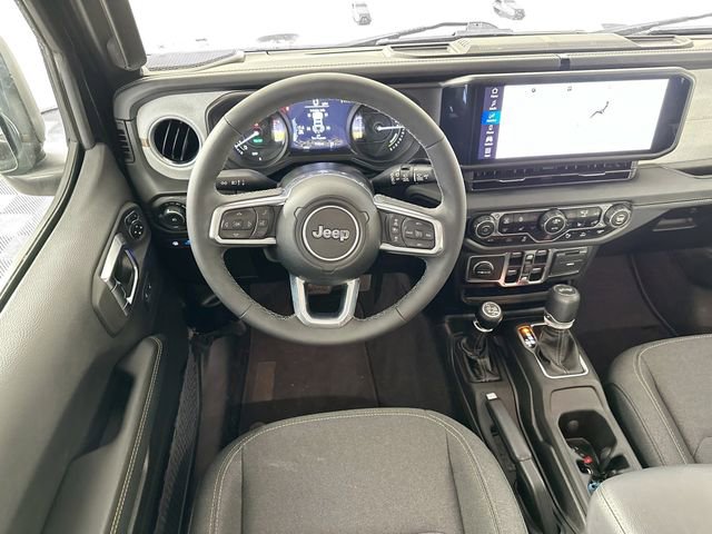 Used 2025 Jeep Wrangler Unlimited Sahara w/ Safety Group image 10