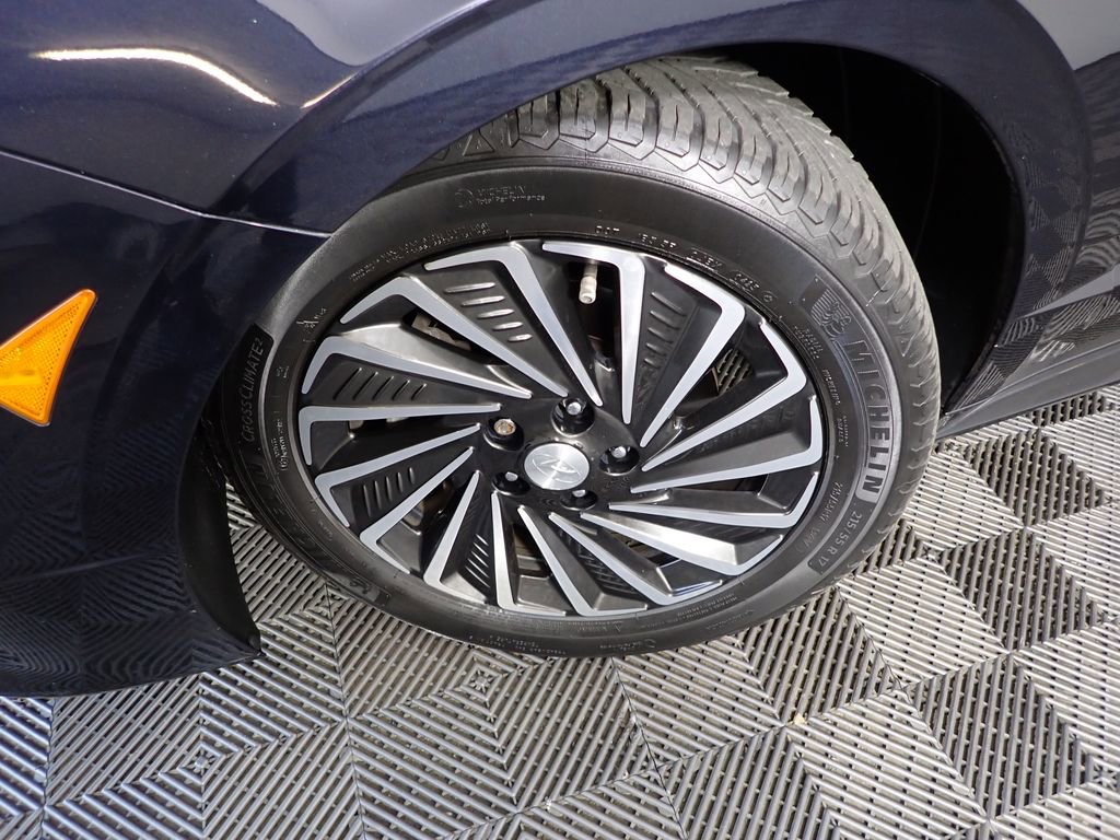 Used 2020 Hyundai Sonata Limited FWD image 46