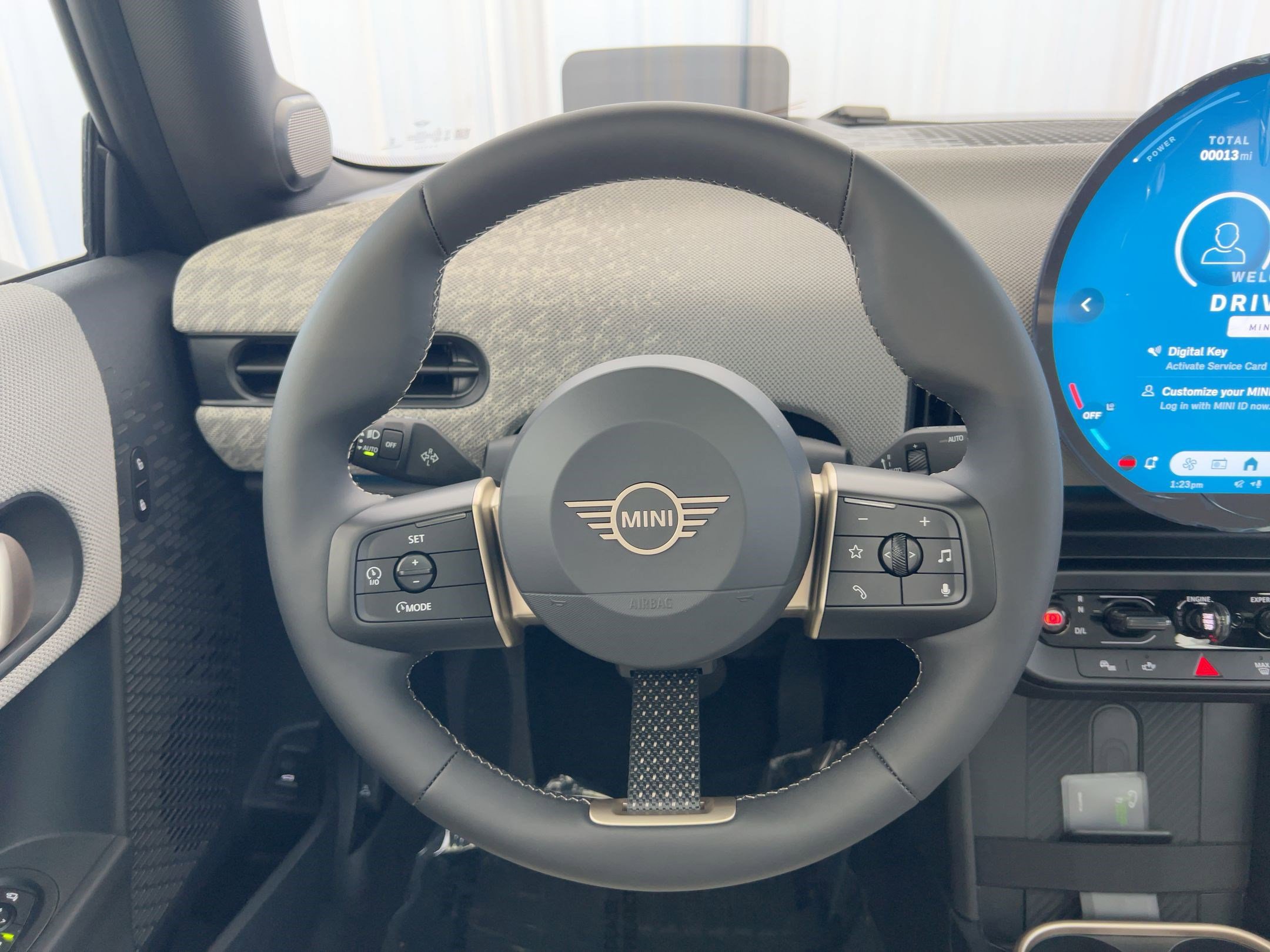 New 2026 MINI Cooper 2-Door Hardtop FWD image 17