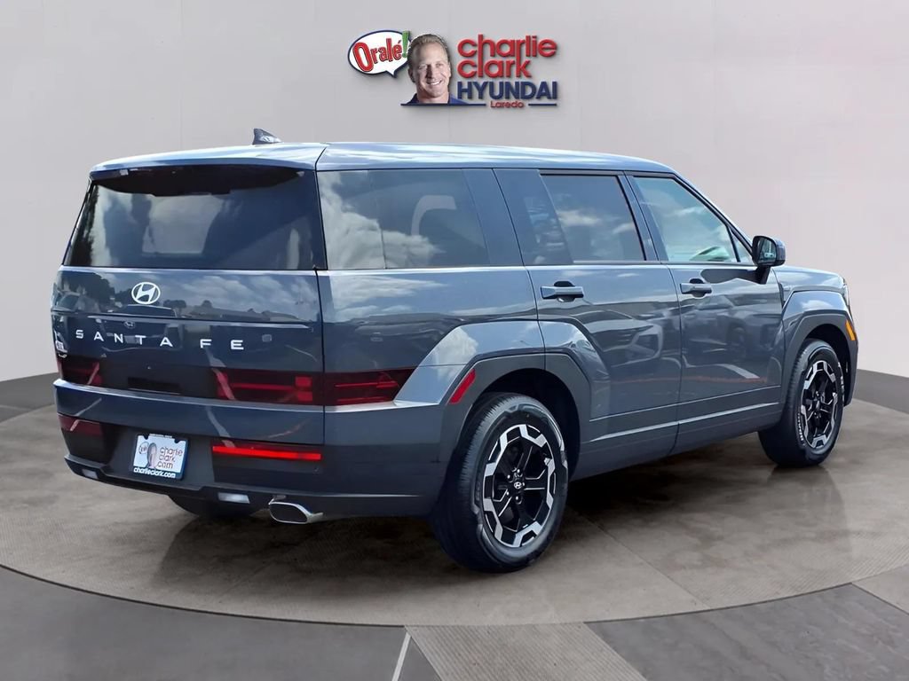 New 2026 Hyundai Santa Fe SE w/ Tow & Go Package FWD image 5