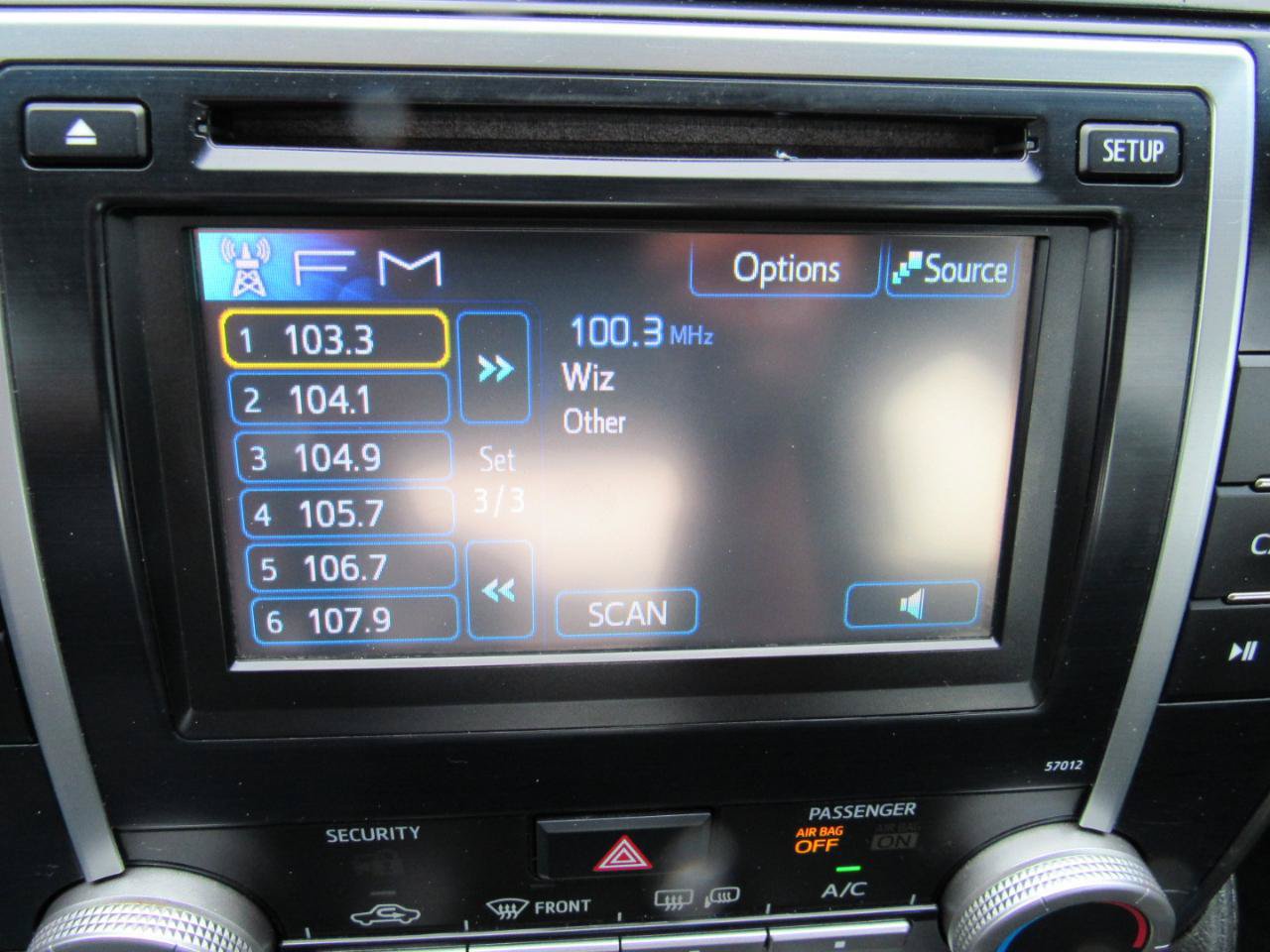 Used 2012 Toyota Camry SE FWD image 19