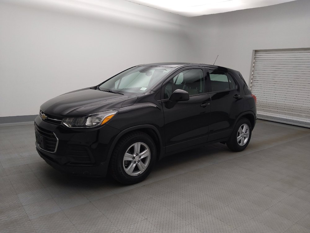 Used 2020 Chevrolet Trax LS w/ LPO, Cargo Package image 2