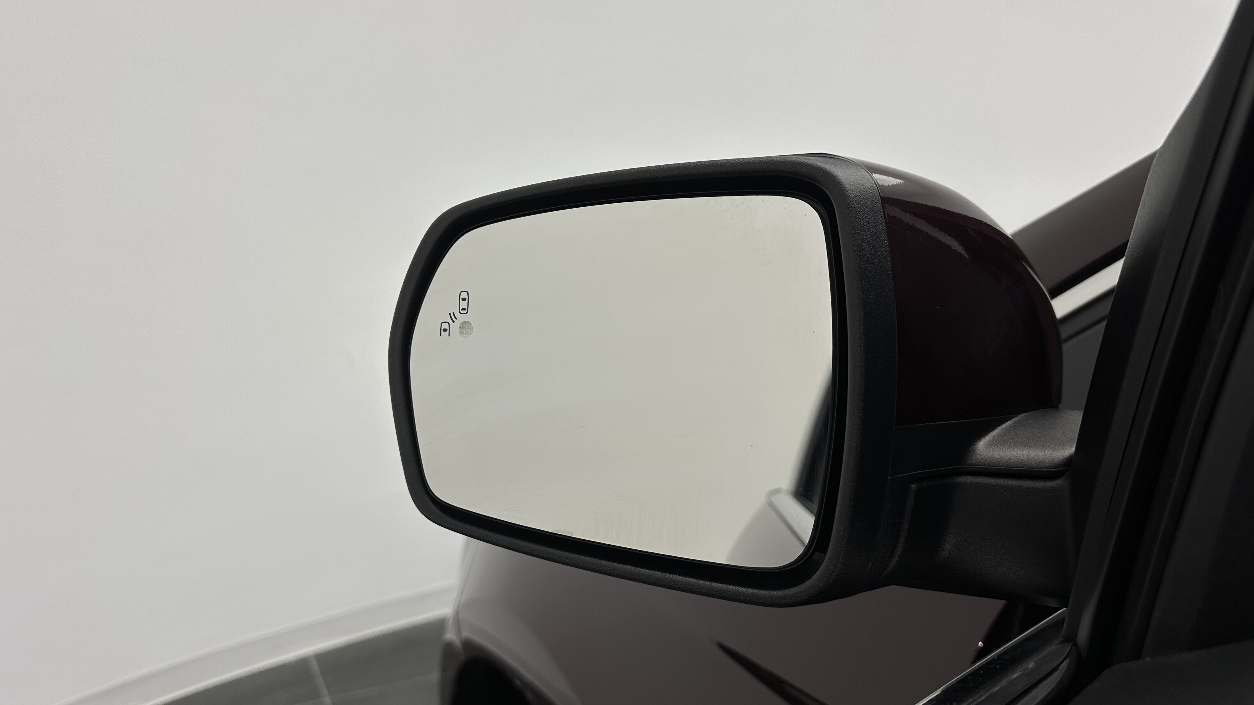 Used 2019 Ford Edge SEL w/ Equipment Group 201A AWD/4WD image 15