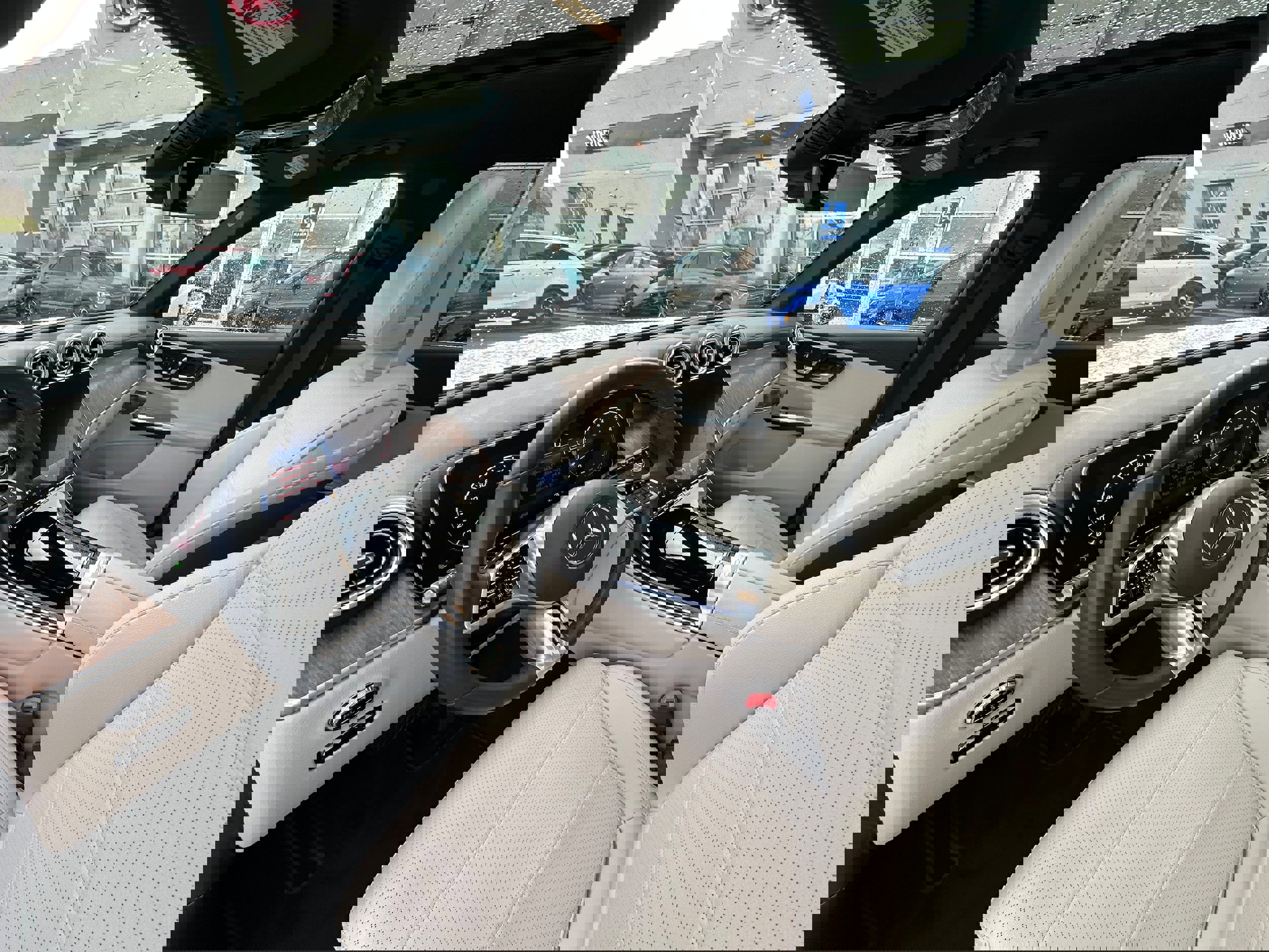 Used 2023 Mercedes-Benz GLC 300 4MATIC image 31